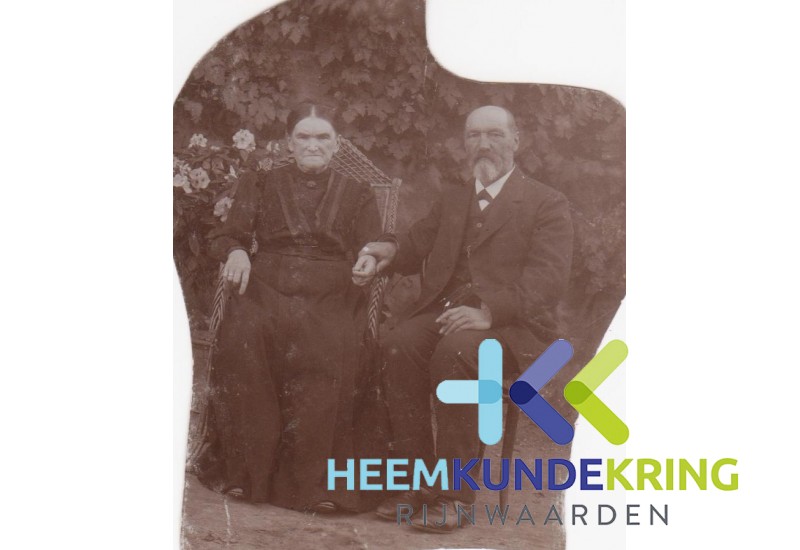 br117 Echtpaar van de Loo- Curten ( oma reeds ziek)